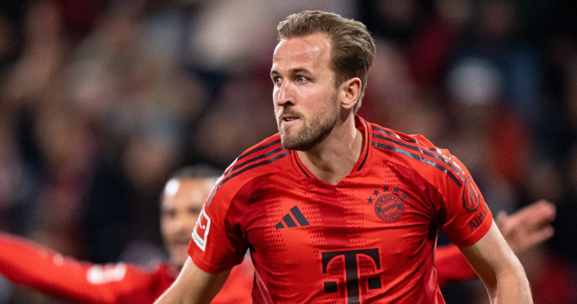 Harry Kane quebra silêncio sobre rumores do Barcelona: “Sinto-me muito confortável”