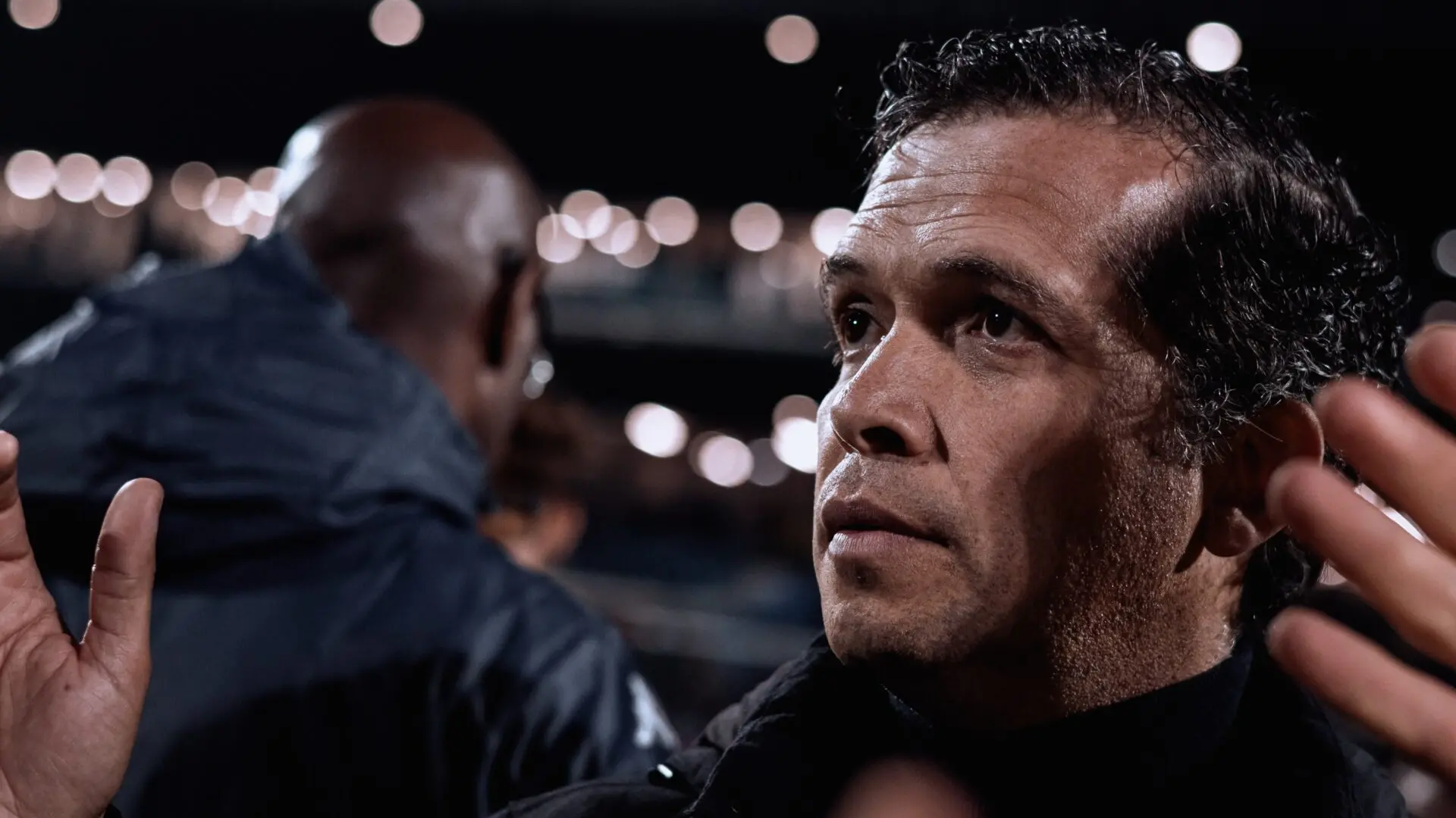 Luís Castro soma empate pelo Nantes na Ligue 1 em jogo onde antigo jogador da Primeira Liga foi herói e vilão